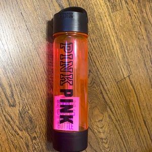 PINK Victoria Secret Campus Water Bottle 24oz. Never used, tags still inside
